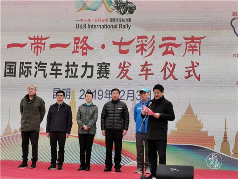 缅甸翡翠原石行情解读:珠宝界的瑰宝